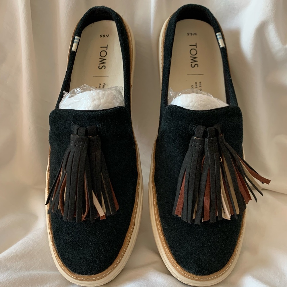 Toms Black Suede Tassel Backless Mules with Tan Sole - Picture 3 of 10